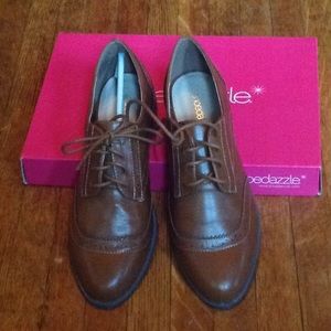 Adorable chic flats!